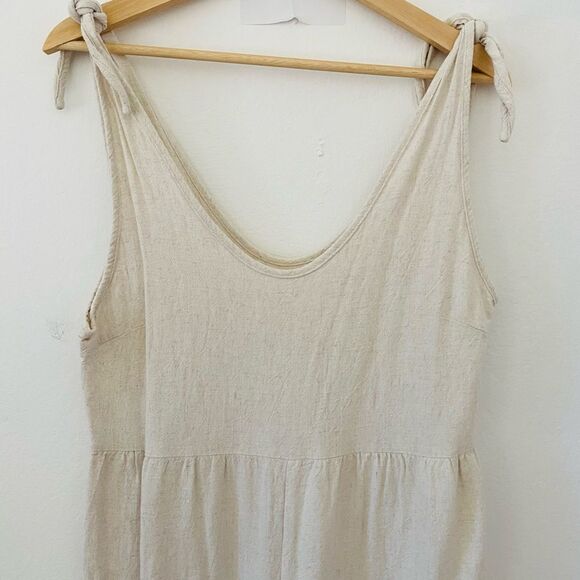 Linen blend Sleeveless Capri Jumpsuit Cream Size Medium Minimalist Loungewear - Picture 4 of 6